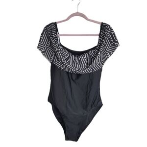Black & White Striped Women's One Piece Swimsuit Padded Bra Size XL